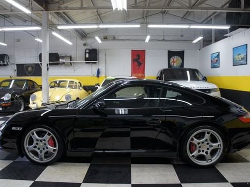 Used 2006 Porsche 911 Carrera S image 8