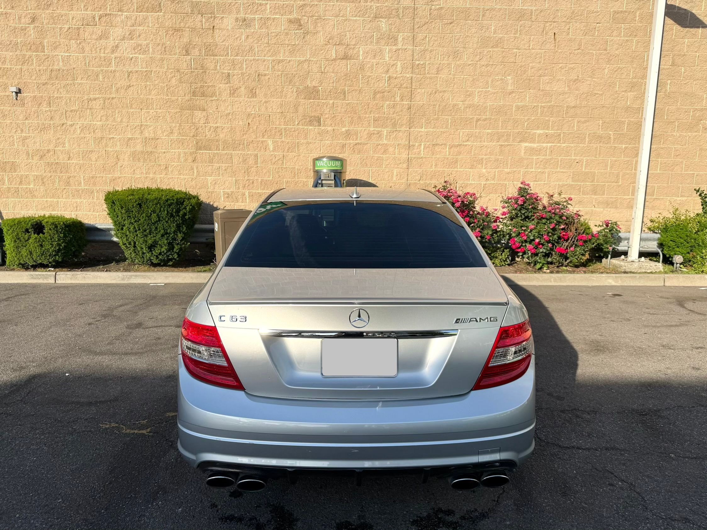 Used 2010 Mercedes-Benz C 63 AMG Sedan image 2