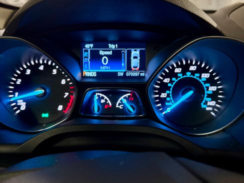 Used 2014 Ford Escape Titanium w/ Equipment Group 401A image 2