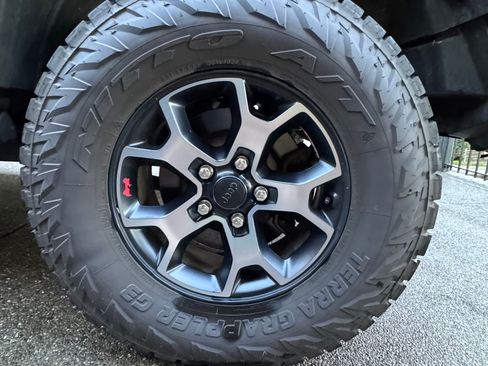 Used 2018 Jeep Wrangler Unlimited Rubicon image 17