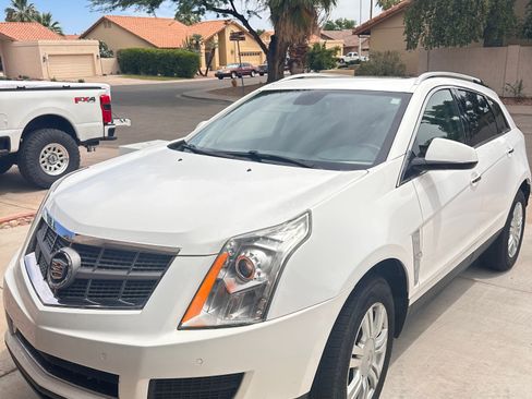 Used 2012 Cadillac SRX Luxury FWD image 4