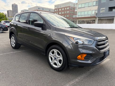 Used 2018 Ford Escape S FWD image 5