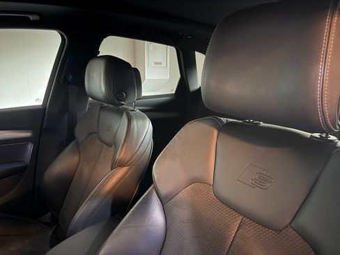 Used 2018 Audi SQ5 Premium Plus image 13