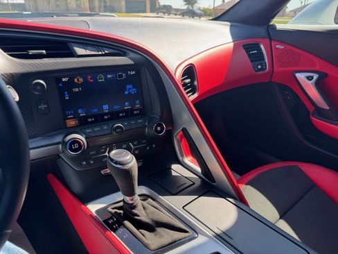 Used 2016 Chevrolet Corvette Z06 w/ 3LZ Preferred Equipment Group image 14