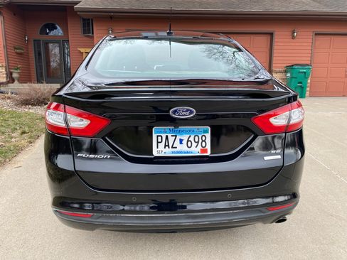 Used 2016 Ford Fusion SE w/ Equipment Group 201A image 9