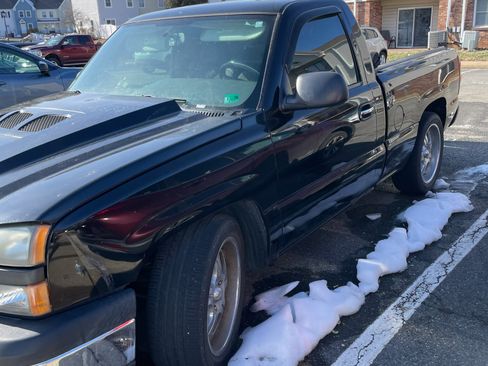 Used 2006 Chevrolet Silverado 1500 W/T image 2