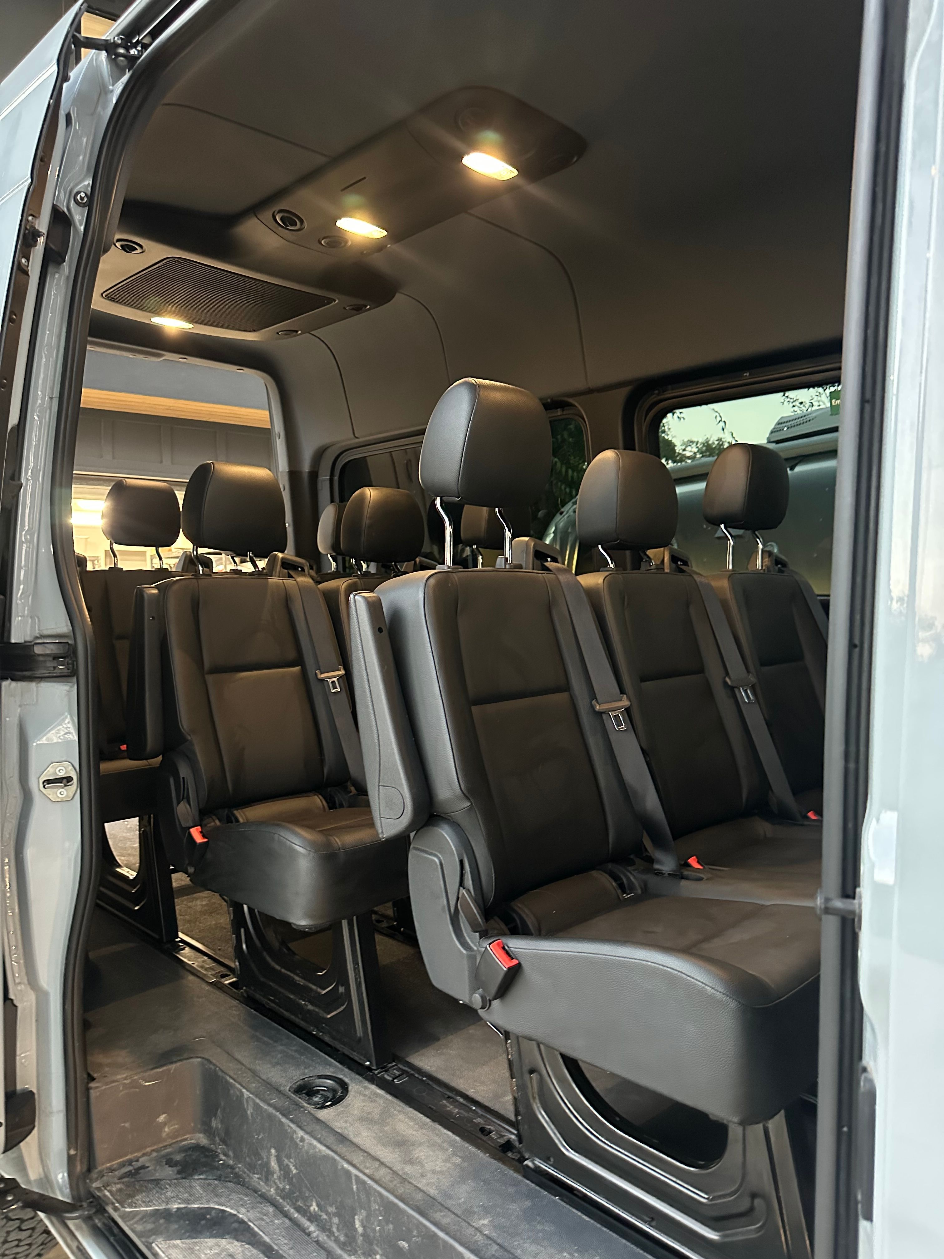 Used 2022 Mercedes-Benz Sprinter 2500 image 17