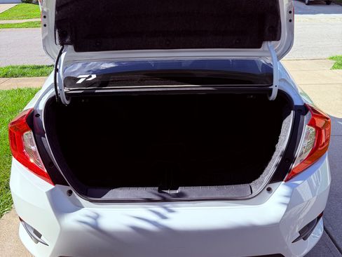 Used 2017 Honda Civic EX-T image 12