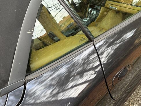 Used 2003 Porsche 911 Carrera 4 image 6