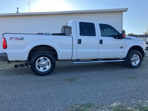Used 2012 Ford F250 XLT w/ XLT Value Pkg image 4