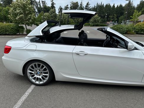 Used 2012 BMW 328i Convertible RWD image 13