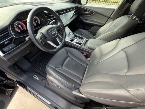 Used 2021 Audi Q8 Premium Plus w/ Premium Plus Package image 27