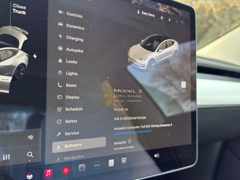 Used 2022 Tesla Model 3 Long Range image 26