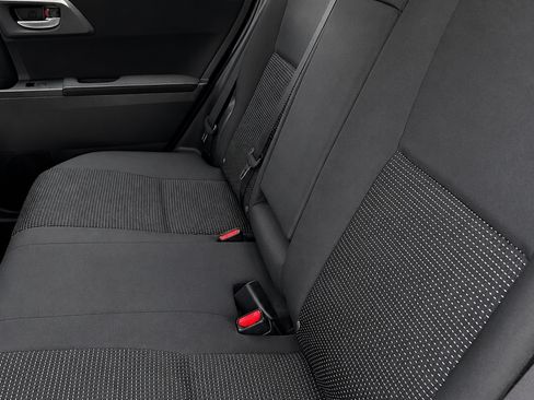 Used 2017 Toyota Corolla iM w/ Carpet Mat Package FWD image 29
