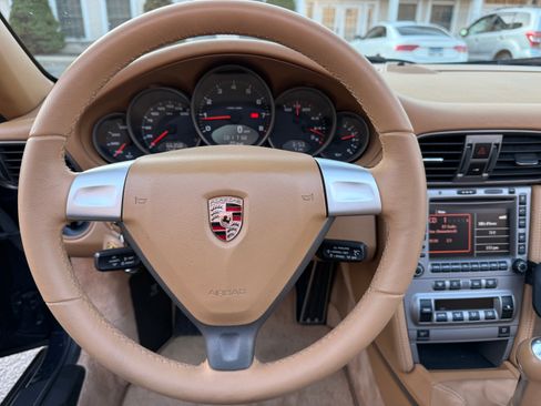 Used 2006 Porsche 911 Carrera image 18