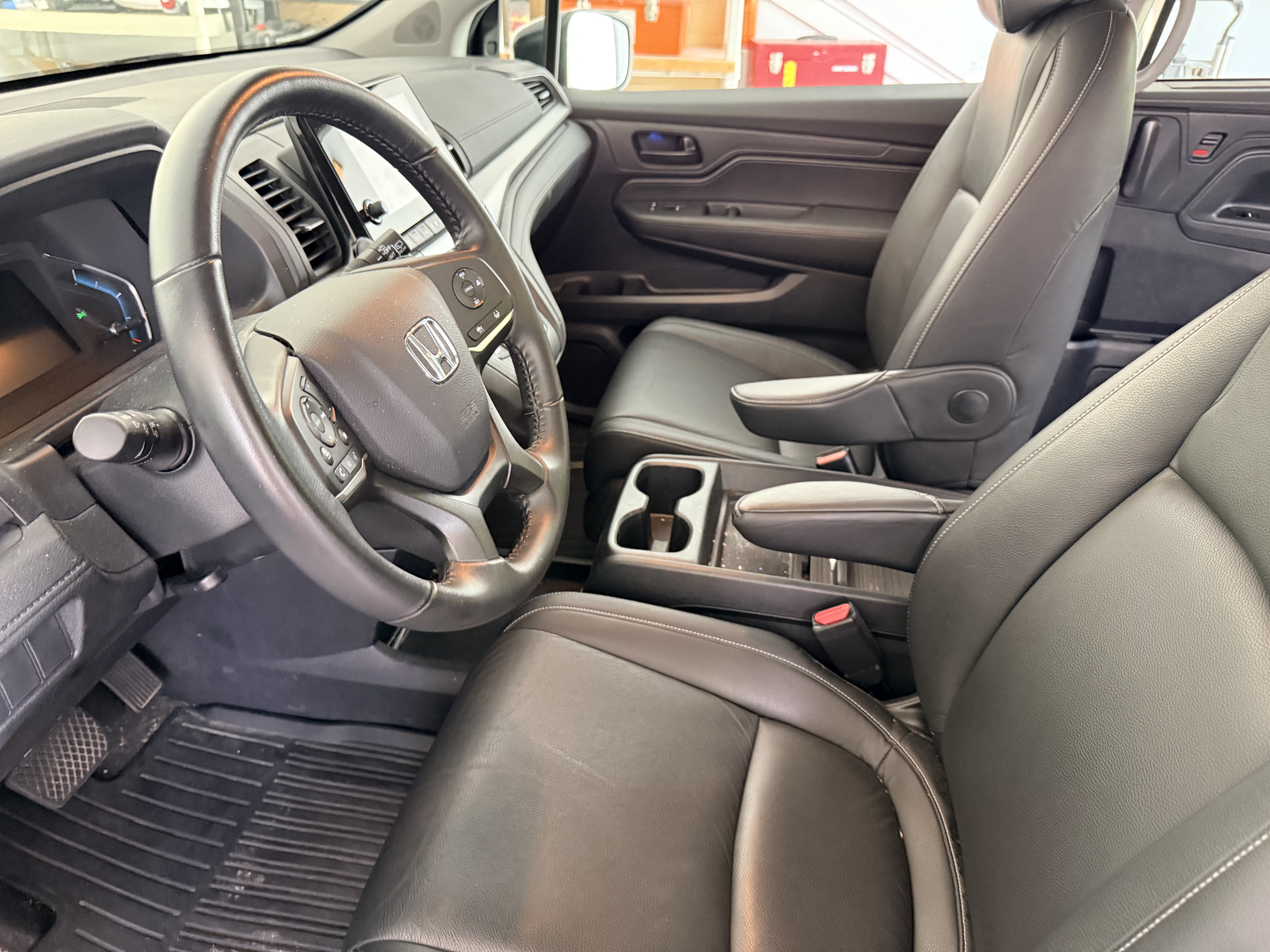 Used 2024 Honda Odyssey EX-L image 8