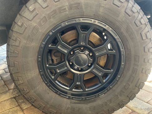 Used 2014 Ford F150 XLT w/ Off-Road Package image 14