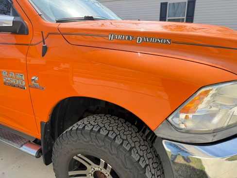 Used 2013 RAM 2500 Tradesman w/ Chrome Appearance Group AWD/4WD image 4