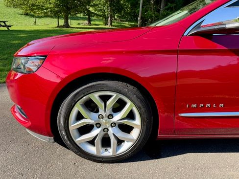 Used 2015 Chevrolet Impala LTZ FWD image 9