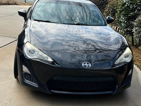 Used 2013 Scion FR-S Coupe 2D image 4
