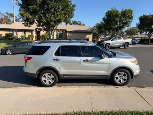 Used 2014 Ford Explorer FWD image 11