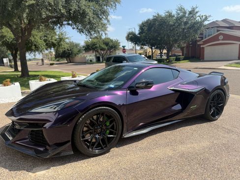 Used 2023 Chevrolet Corvette Z06 w/ Engine Appearance Package RWD image 12