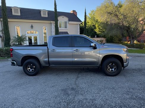 Used 2021 Chevrolet Silverado 1500 LT w/ All Star Edition Plus image 4