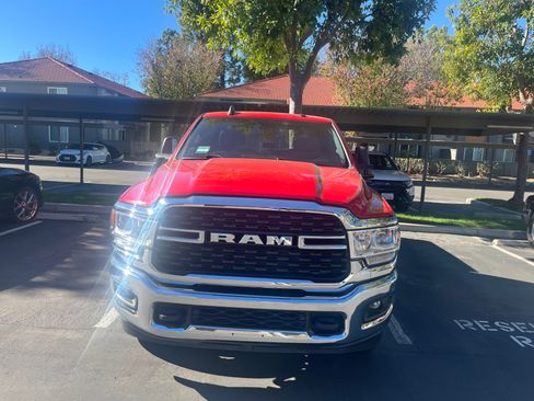 Used 2024 RAM 2500 Big Horn image 11