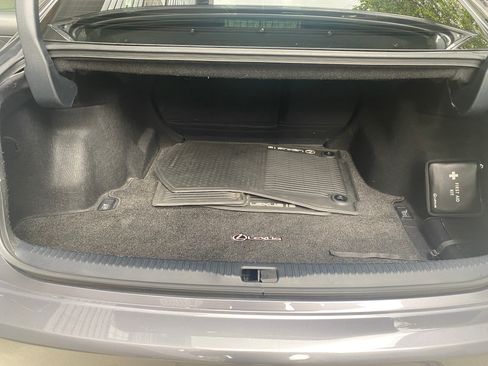 Used 2014 Lexus IS 350 w/ F Sport Package RWD image 17