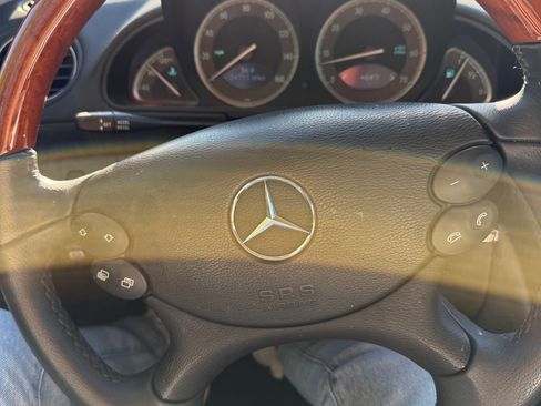 Used 2005 Mercedes-Benz SL 500 image 16