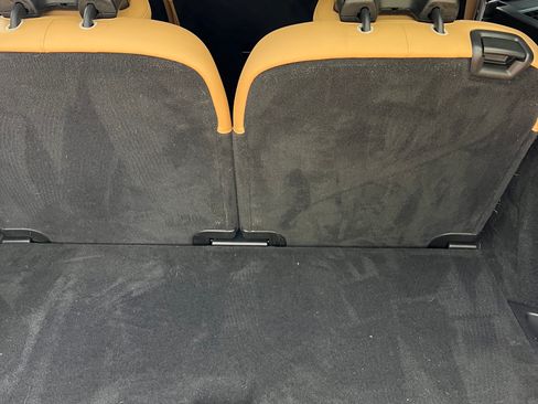 Used 2017 Volvo XC90 T6 Momentum w/ Vision Package image 2