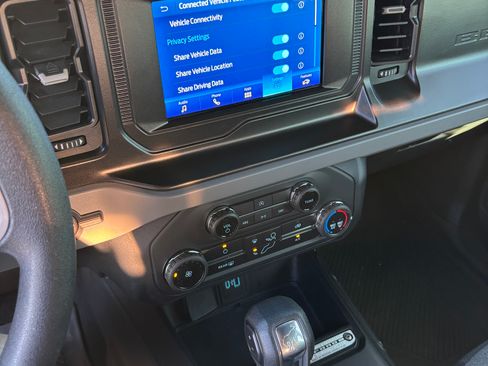 Used 2022 Ford Bronco 4-Door AWD/4WD image 10