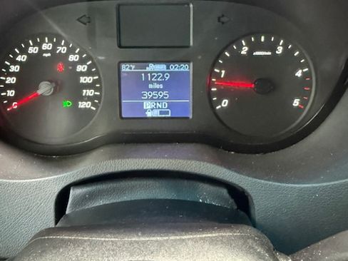 Used 2019 Mercedes-Benz Sprinter 2500 image 9