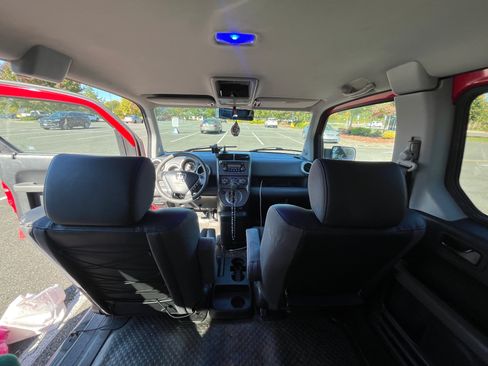 Used 2005 Honda Element EX image 12
