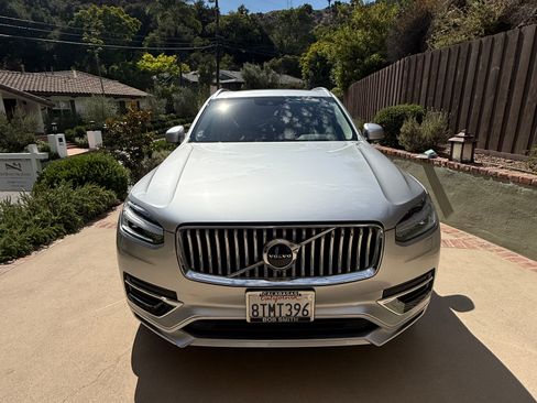 Used 2021 Volvo XC90 T8 Inscription Expression w/ Protection Package Premier AWD/4WD image 5