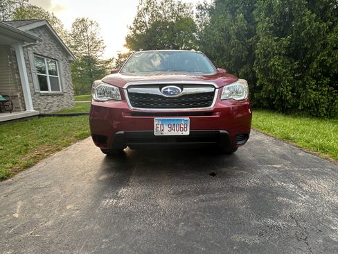 Used 2015 Subaru Forester 2.5i Premium AWD/4WD image 6