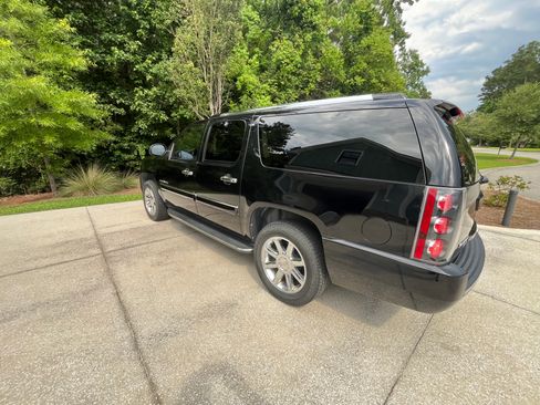 Used 2008 GMC Yukon XL Denali AWD/4WD image 8