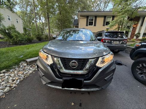 Used 2019 Nissan Rogue S AWD/4WD image 32