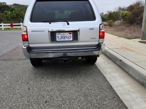 Used 2002 Toyota 4Runner SR5 image 5