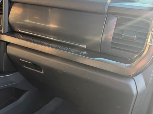 Used 2024 Ford F250 Lariat w/ Sport Appearance Package image 20