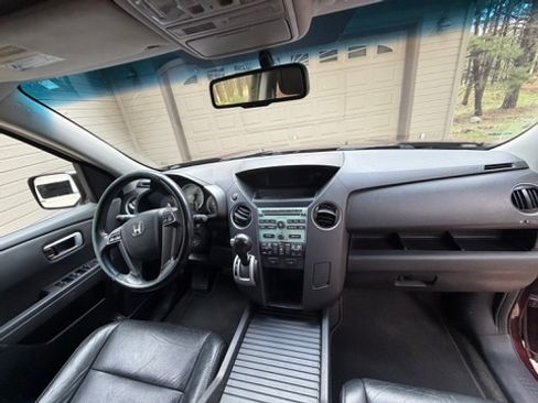 Used 2011 Honda Pilot EX-L image 16