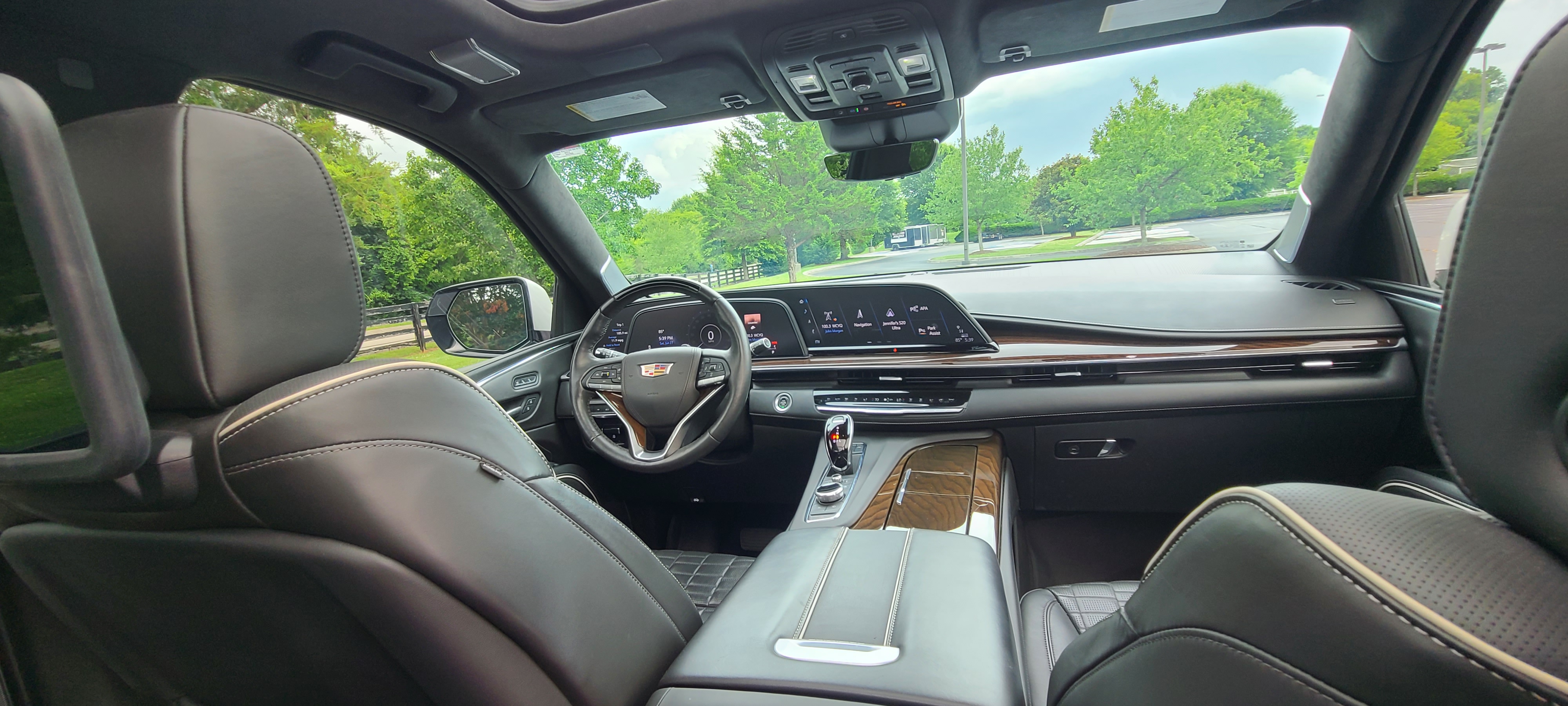 Used 2021 Cadillac Escalade Sport Platinum AWD/4WD image 5