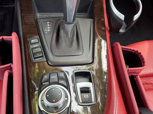 Used 2009 BMW Z4 sDrive30i RWD image 11