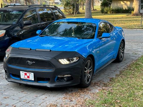 Used 2017 Ford Mustang GT image 1