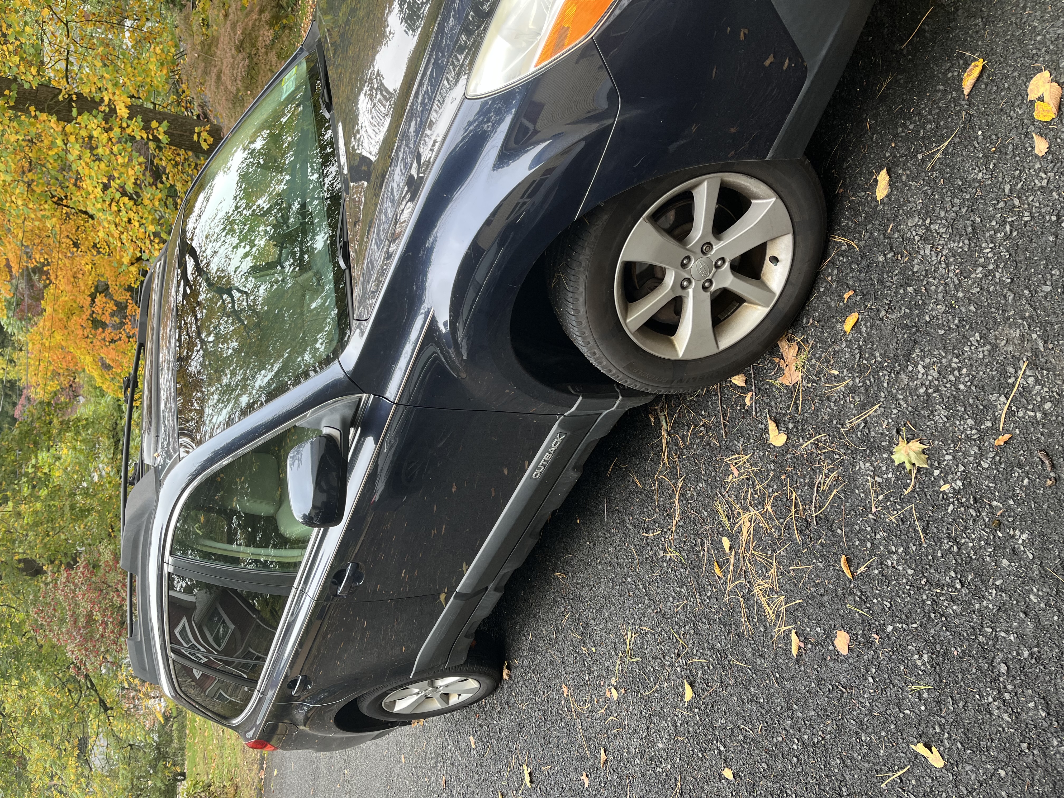 Used 2013 Subaru Outback 2.5i Premium AWD/4WD image 4