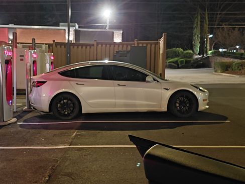 Used 2020 Tesla Model 3 Long Range image 11