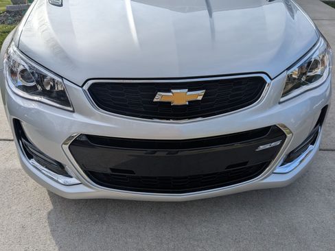 Used 2016 Chevrolet SS image 15