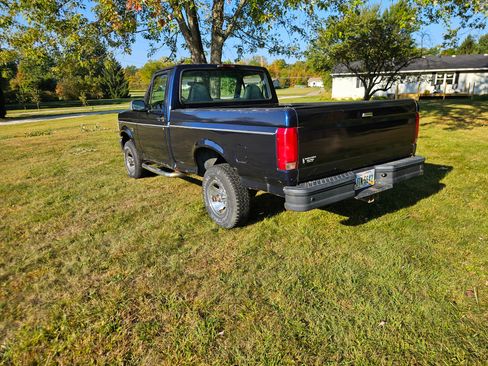 Used 1995 Ford F150 4x4 Regular Cab image 2