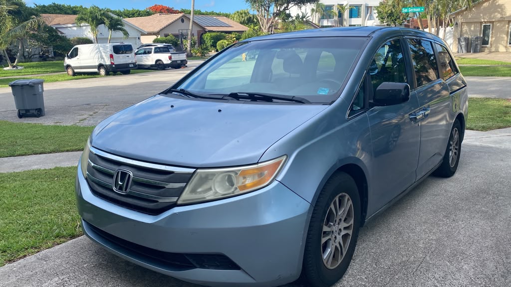 Used 2012 Honda Odyssey EX-L image 1