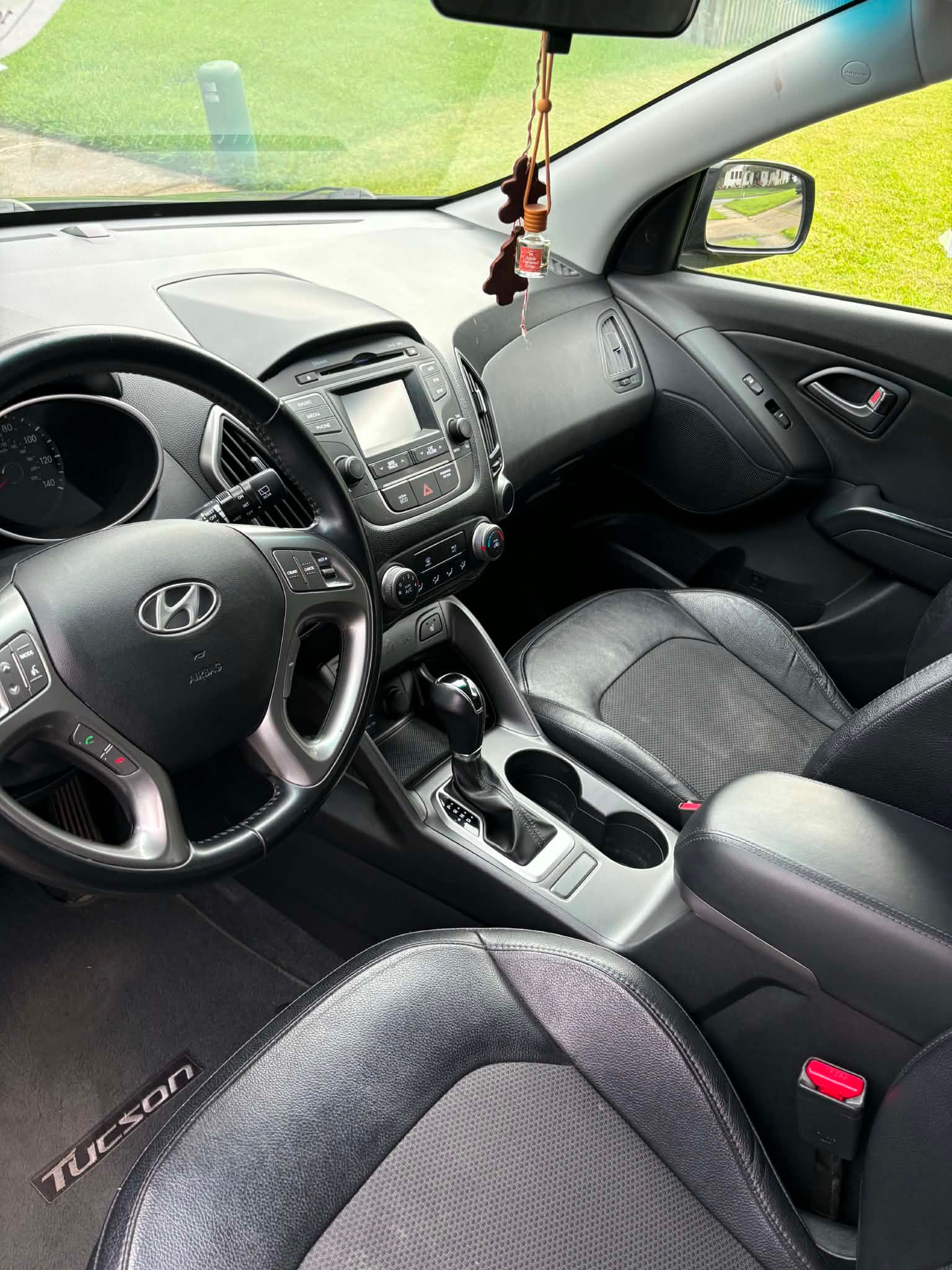 Used 2015 Hyundai Tucson SE AWD/4WD image 8